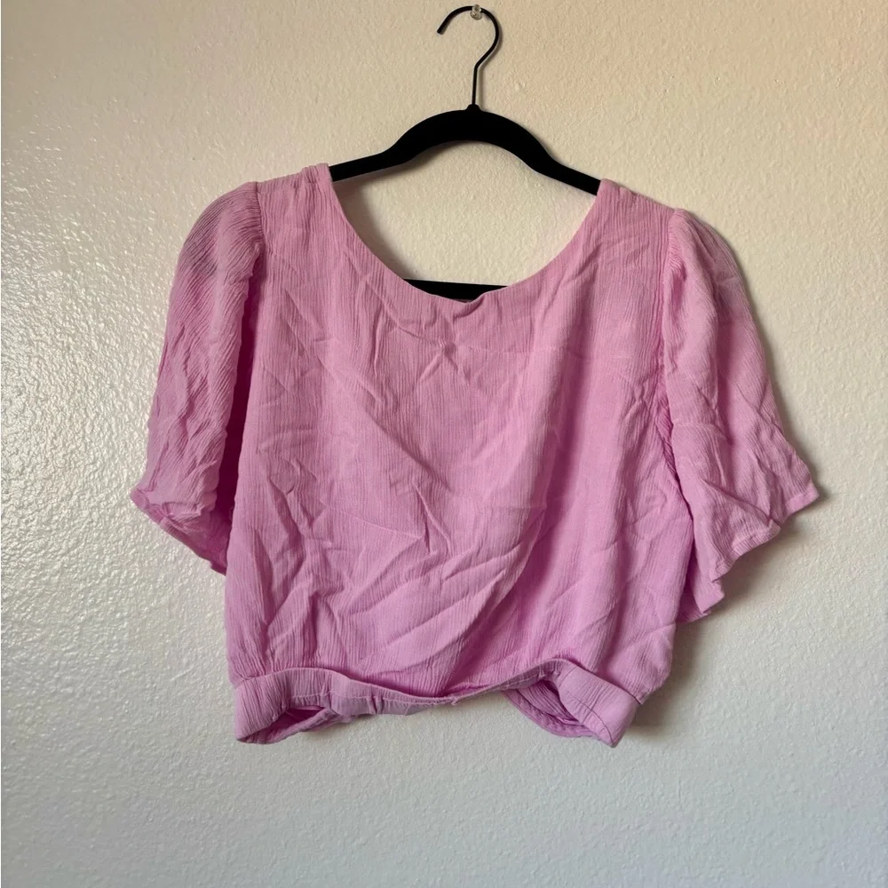 Abercrombie & Fitch // Knot Front Flutter Sleeve Pink Top - Picture 5 of 5